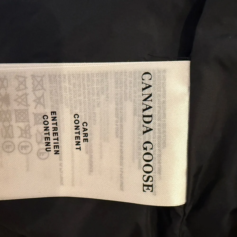Canada Goose Elora 650 Fill Power Down Vest, NWT - Picture 11 of 13